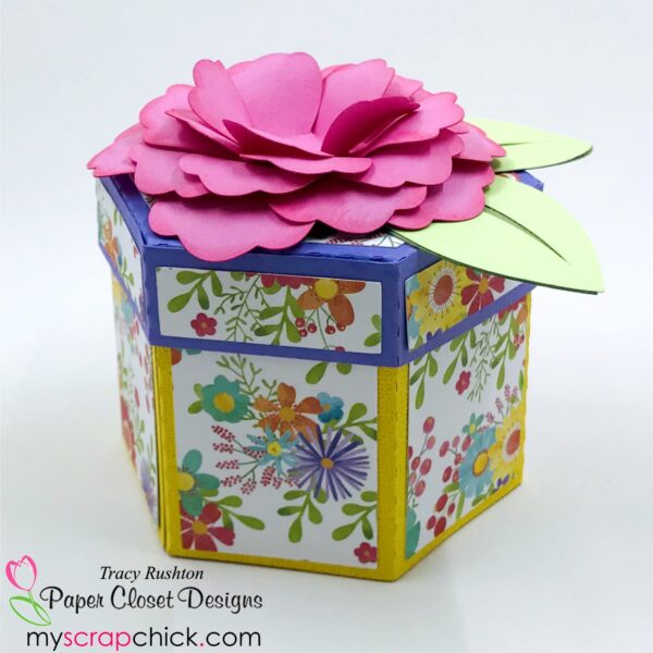 8 Sided Giftbox with 3D Flower on Top - SVG