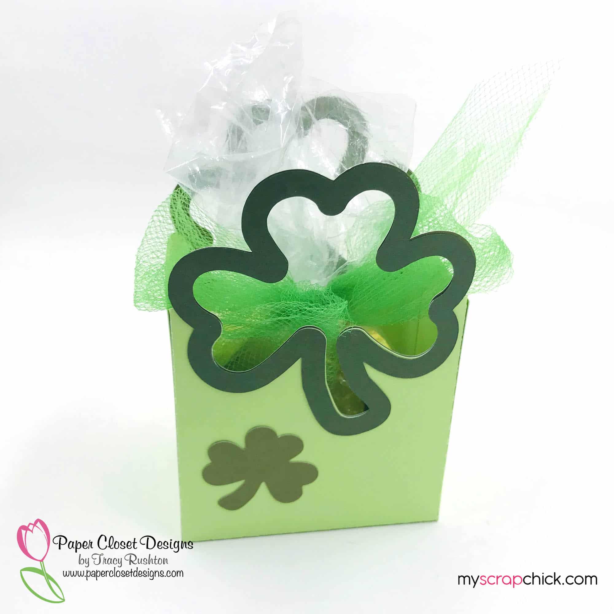 Square Tote with Shamrock Handles_filled